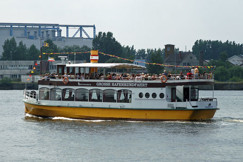 ROSTOCK FERRIES & EXCURSIONS - Photo: ©2007 Ian Boyle - www.simplompc.co.uk - Simplon Postcards