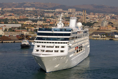 ROYAL PRINCESS at Civitavecchia - Photo: © Ian Boyle, 24th August 2009 - www.simplonpc.co.uk