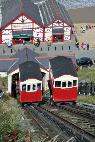 Saltburn Pier & Cliff Lift - EAST COAST PIERS - www.simplonpc.co.uk