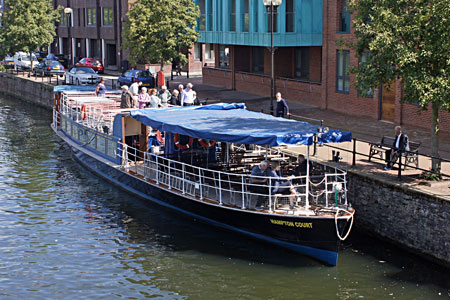 HAMPTON COURT at Windsor - Photo: Ian Boyle 1st September 2010 - www.simplonpc.co.uk