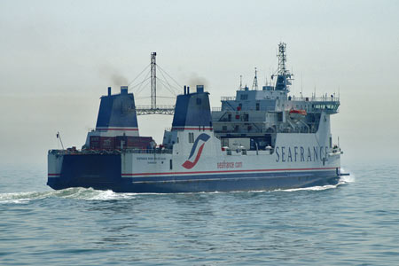 MV BALMORAL Cruise  - Waverley Excursions - www.simplonpc.co.uk - Photo: © Ian Boyle, 8th June 2006