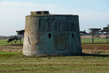 Martello Tower Z - Shingle Street, Suffolk - Photo: © Ian Boyle, 5th December 2009 - www.simplonpc.co.uk