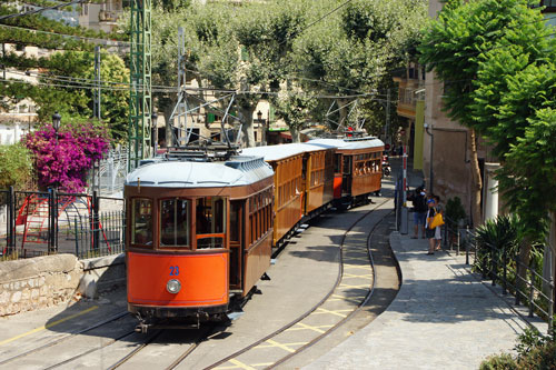 Sller Tramway - Photo: 2013 Ian Boyle - Simplon Postcards - simplonpc.co.uk