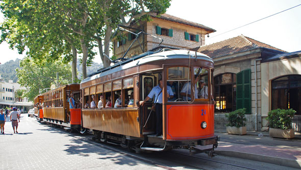 Sller Tramway - Photo: 2013 Ian Boyle - simplonpc.co.uk - Simplon Postcards