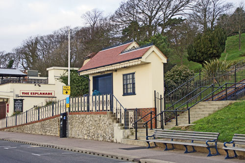 SOUTHEND FUNICULAR - Photo: ©2012 Ian Boyle - www.simplonpc.co.uk - Simplon Postcards