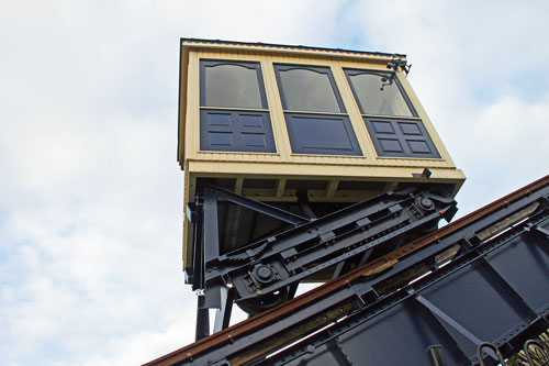 SOUTHEND FUNICULAR - Photo: ©2012 Ian Boyle - www.simplonpc.co.uk - Simplon Postcards