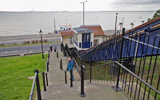 SOUTHEND FUNICULAR - Photo: ©2012 Ian Boyle - www.simplonpc.co.uk - Simplon Postcards