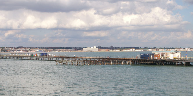 Southend Pier - Photo:  Ian Boyle, 26th September 2006 - www.simplonpc.co.uk