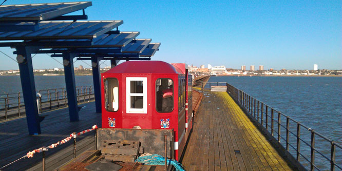 Southend Pier Railway - Photo:  Ian Boyle, 1st January 2013 - www.simplonpc.co.uk - Simplon Postcards