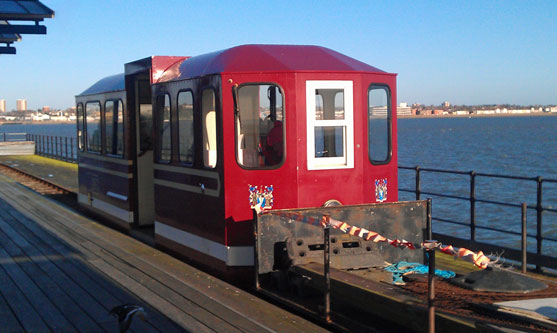 Southend Pier Railway - Photo:  Ian Boyle, 1st January 2013 - www.simplonpc.co.uk - Simplon Postcards