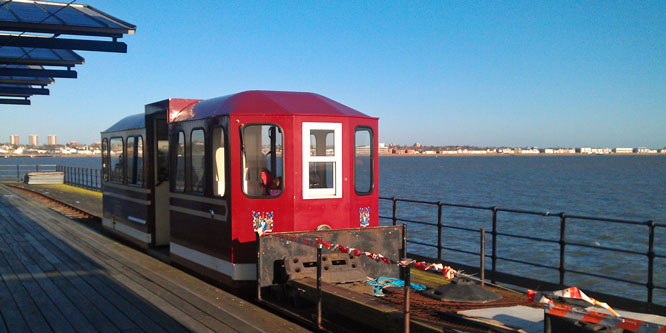 Southend Pier Railwy - Photo: 2013 Ian Boyle - www.simplonpc.co.uk