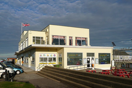 Southwold Pier - Photo: © Ian Boyle, 4th December 2009