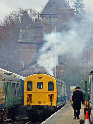 Class 207 DEMU - Photo: ©2013 Ian Boyle - www.simplonpc.co.uk