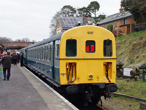 Class 207 DEMU - Photo: ©2013 Ian Boyle - www.simplonpc.co.uk