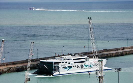 SPEEDONE - SpeedFerries - Simplon Postcards - simplonpc.co.uk - Photo: ©1978 Ian Boyle