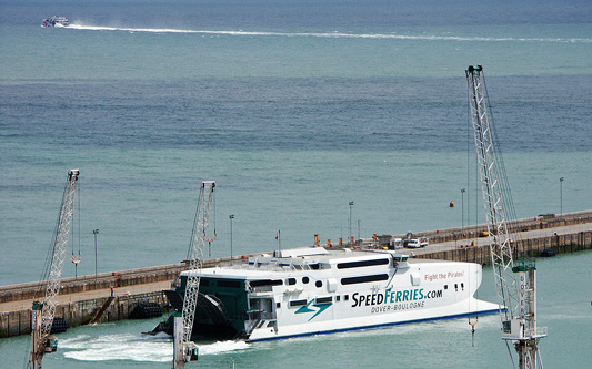 SPEEDONE - SpeedFerries - Simplon Postcards - simplonpc.co.uk - Photo: ©1978 Ian Boyle