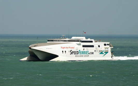 SPEEDONE - SpeedFerries - Simplon Postcards - simplonpc.co.uk - Photo: ©1978 Ian Boyle