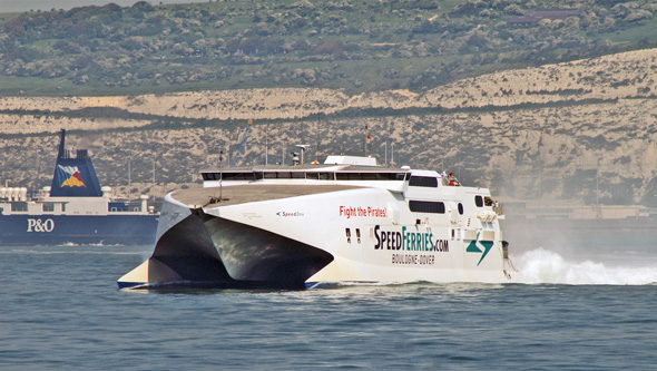 SPEEDONE - SpeedFerries - Simplon Postcards - simplonpc.co.uk - Photo: ©1978 Ian Boyle