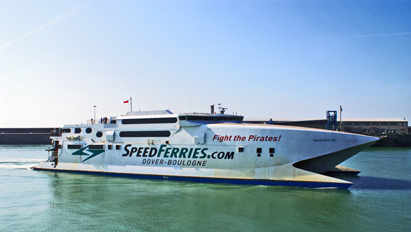 SPEEDONE - SpeedFerries - Simplon Postcards - simplonpc.co.uk - Photo: ©1978 Ian Boyle