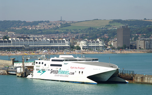 SPEEDONE - SpeedFerries - Simplon Postcards - simplonpc.co.uk - Photo: ©1978 Ian Boyle