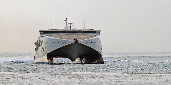 SPEEDONE - SpeedFerries - Simplon Postcards - simplonpc.co.uk - Photo: ©1978 Ian Boyle