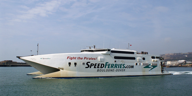 SPEEDONE - SpeedFerries - Simplon Postcards - simplonpc.co.uk - Photo: ©1978 Ian Boyle