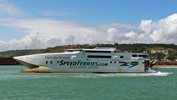 SPEEDONE - SpeedFerries - Simplon Postcards - simplonpc.co.uk - Photo: ©1978 Ian Boyle