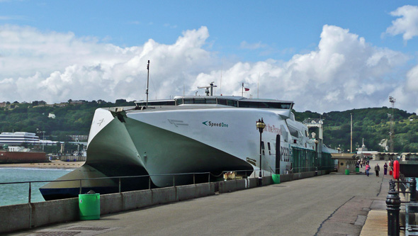 SPEEDONE - SpeedFerries - Simplon Postcards - simplonpc.co.uk - Photo: ©1978 Ian Boyle