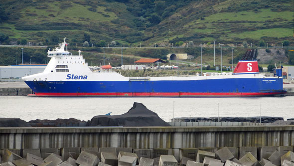 STENA CARRIER - Photo: ©Ian Boyle 19th October 2013 - www.simplonpc.co.uk