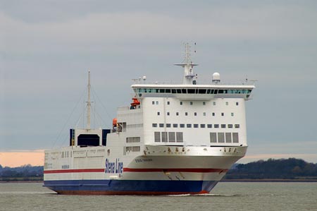 Stena Trader - Harwich - www.simplonpc.co.uk