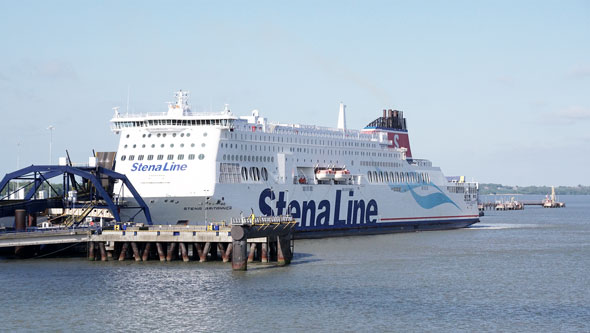 STENA BRITANNICA (Stena Line) - Photo: © Ian Boyle, 15th May 2015 - www.simplonpc.co.uk