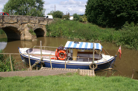 Dannie Lee - River Rother - © Ian Boyle - www.simplon.co.uk