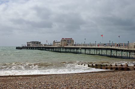 Worthing Pier - Sussex - www.simplonpc.co.uk -  Photo: © Ian Boyle, 1st July 2007