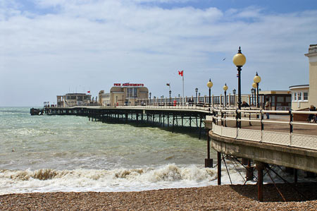 Worthing Pier - Sussex - www.simplonpc.co.uk -  Photo: © Ian Boyle, 1st July 2007