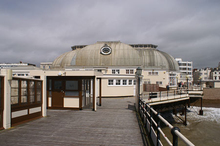 Worthing Pier - Sussex - www.simplonpc.co.uk -  Photo: © Ian Boyle, 1st July 2007