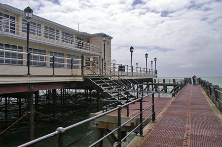 Worthing Pier - Sussex - www.simplonpc.co.uk -  Photo: © Ian Boyle, 1st July 2007