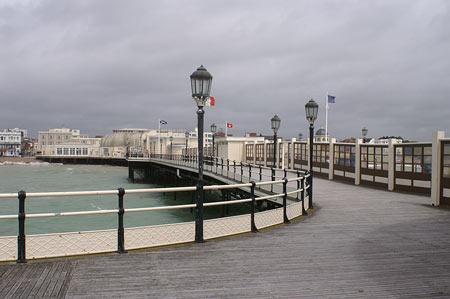 Worthing Pier - Sussex - www.simplonpc.co.uk -  Photo: © Ian Boyle, 1st July 2007