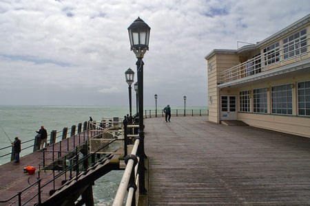 Worthing Pier - Sussex - www.simplonpc.co.uk -  Photo: © Ian Boyle, 1st July 2007