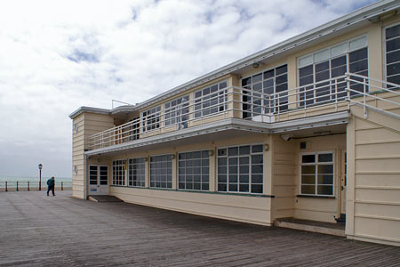 Worthing Pier - Sussex - www.simplonpc.co.uk -  Photo: © Ian Boyle, 1st July 2007