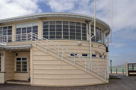 Worthing Pier - Sussex - www.simplonpc.co.uk -  Photo: © Ian Boyle, 1st July 2007