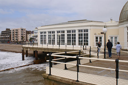 Worthing Pier - Sussex - www.simplonpc.co.uk -  Photo: © Ian Boyle, 1st July 2007