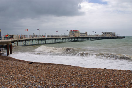 Worthing Pier - Sussex - www.simplonpc.co.uk -  Photo: © Ian Boyle, 1st July 2007