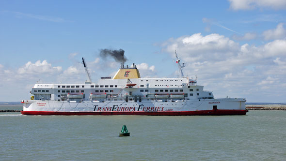 TransEuropa Ferries OLEANDER - Photo: 2013 Ian Boyle - www.simplonpc.co.uk