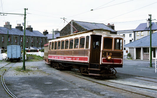 Manx Electric Railway - Photo: ©1982 Ian Boyle - www.simplompc.co.uk - Simplon Postcards