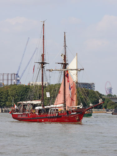 Thames Tall Ships 2014 - Photo: © Ian Boyle, 9th September 2014 - www.simplonpc.co.uk