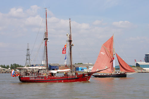 Tall Ships Parade of Sail - Photo: 2014 Ian Boyle - www.simplonpc.co.uk