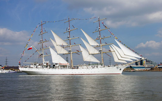 Thames Tall Ships 2014 - Photo: © Ian Boyle, 9th September 2014 - www.simplonpc.co.uk