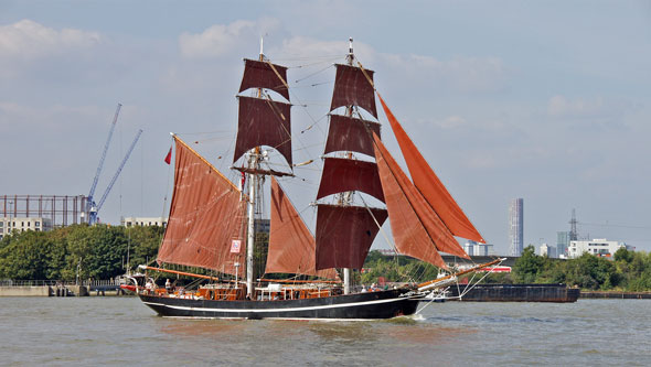 Thames Tall Ships 2014 - Photo: © Ian Boyle, 9th September 2014 - www.simplonpc.co.uk