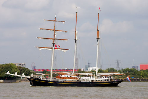 Thames Tall Ships 2014 - Photo: © Ian Boyle, 9th September 2014 - www.simplonpc.co.uk