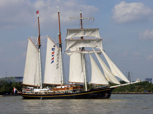 Thames Tall Ships 2014 - Photo: © Ian Boyle, 9th September 2014 - www.simplonpc.co.uk